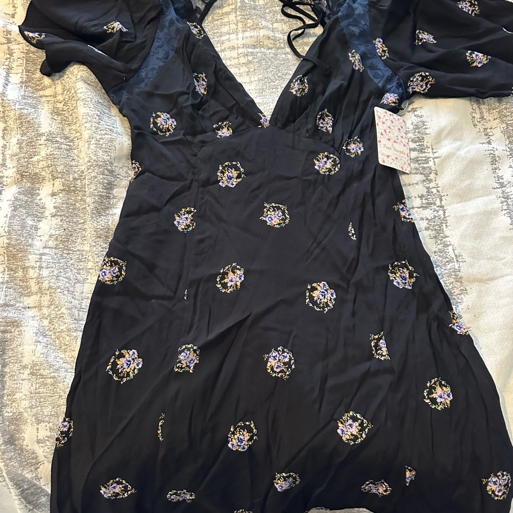 Free People Mockingbird Mini Dress Black Floral Multi (size 2) NWT never worn